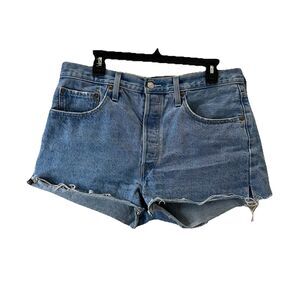 Levi's 501 Jean Shorts Premium Denim Raw Hem Stretch 90s Skater Med Wash Size 32